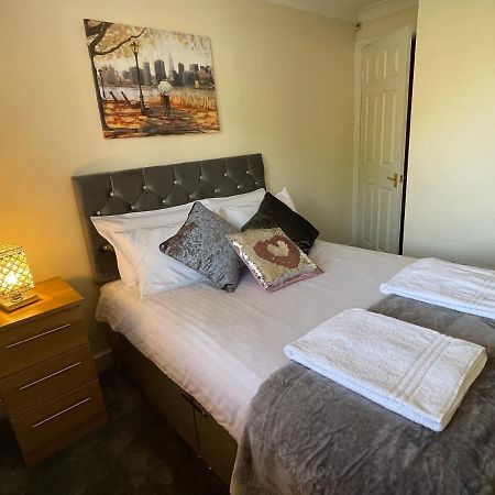 The Regency Entire 1 Bedroom Flat Accomodation Leicester Eksteriør bilde