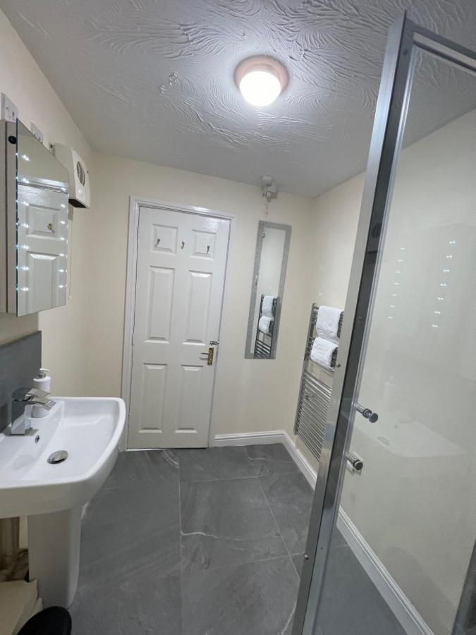 The Regency Entire 1 Bedroom Flat Accomodation Leicester Eksteriør bilde